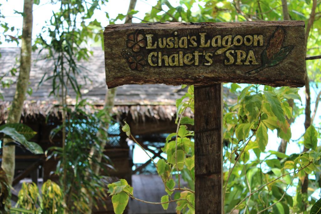Lusia'S Lagoon Chalets 살레롤로가 외부 사진