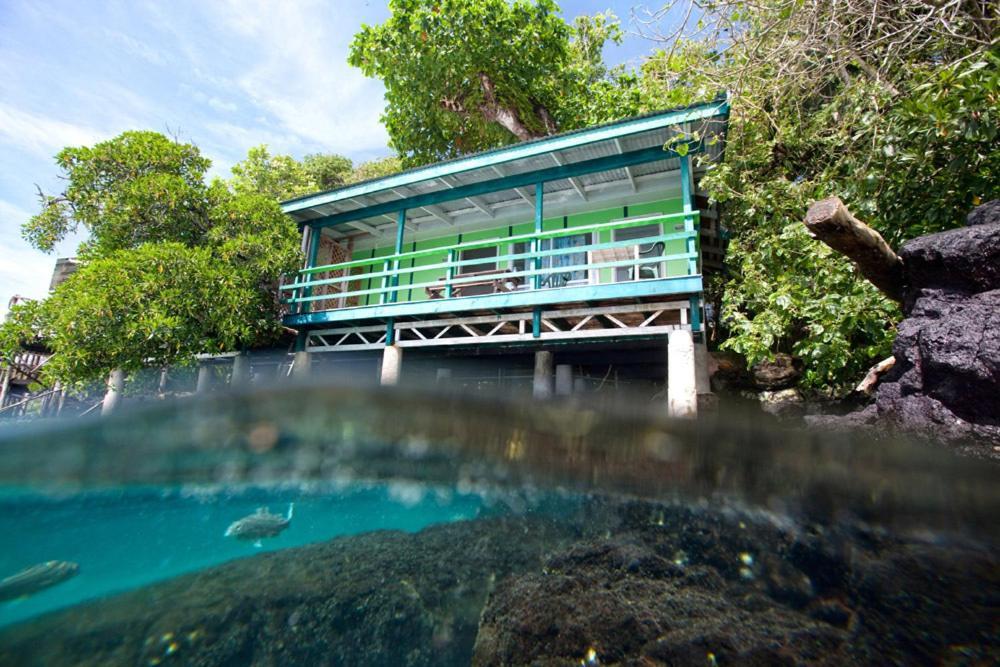 Lusia'S Lagoon Chalets 살레롤로가 객실 사진