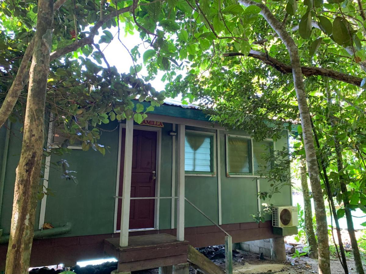 Lusia'S Lagoon Chalets 살레롤로가 외부 사진
